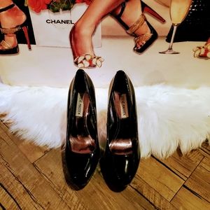 Steve Madden Patent Leather pumps with 5inch 👠